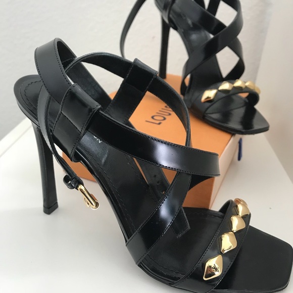 AUTHENTIC Louis Vuitton black heels - Picture 1 of 6